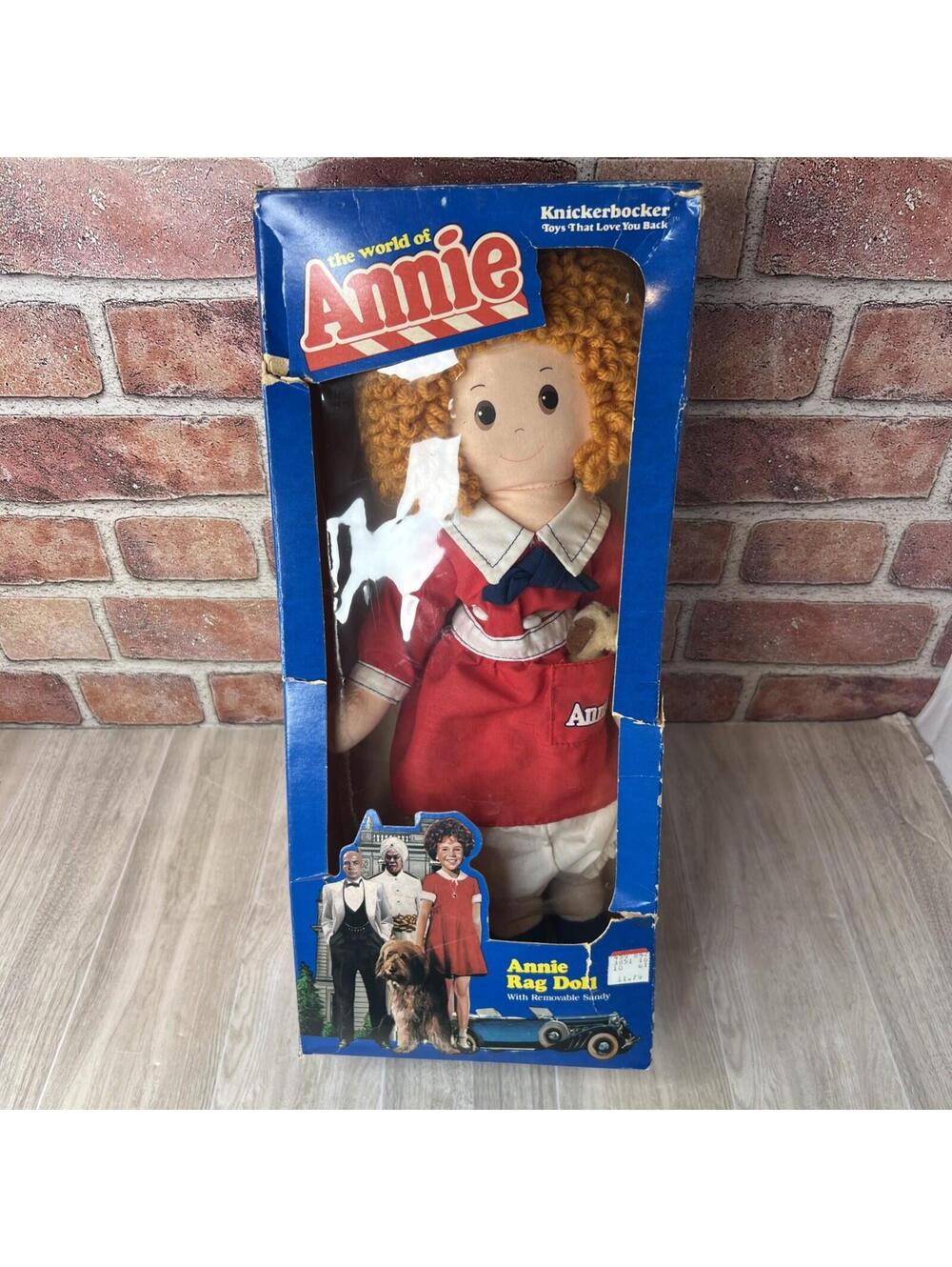 VINTAGE Knickerbocker The World Of Annie Rag Doll 16" Original box